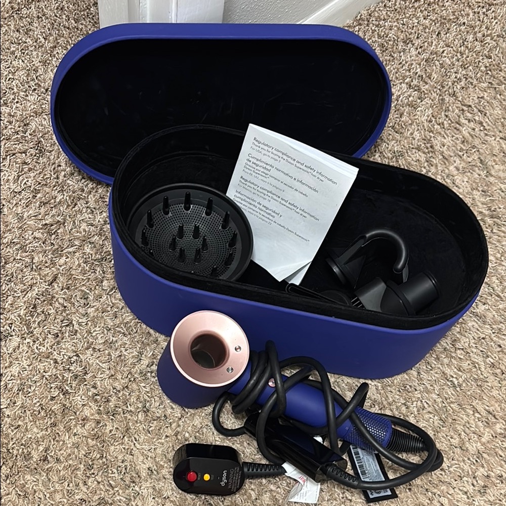 Dyson Blue Hair Dryer with Diffuser and Case